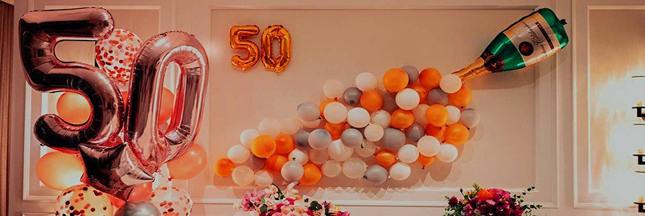 Decorate A Room With Balloons